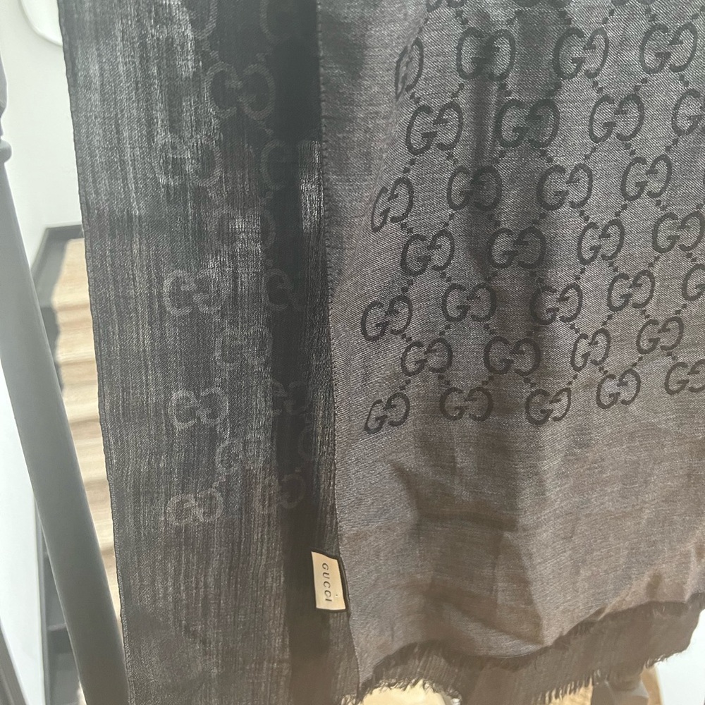 Gucci cotton scarf - Jacquard Pattern - black and gray reversible